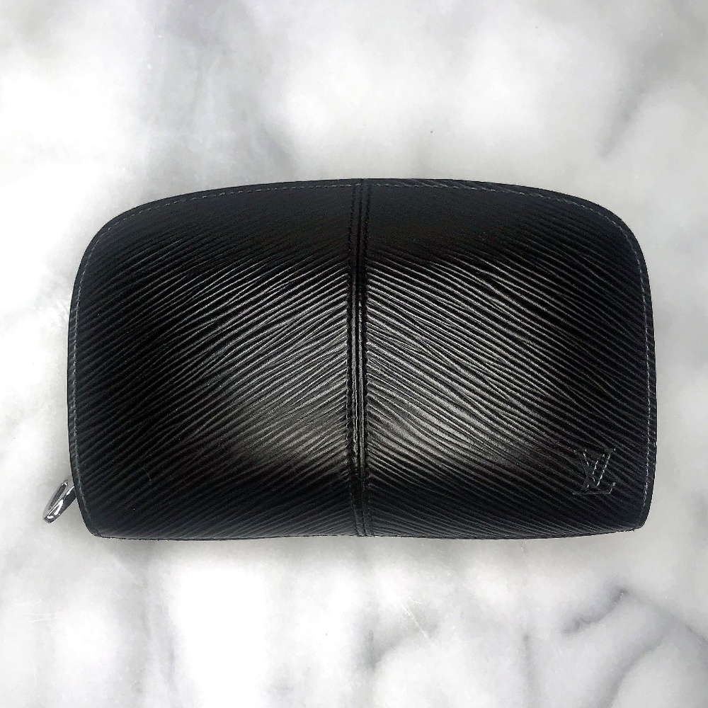 Louis Vuitton Epi Leather Demi Lune Zip Wallet